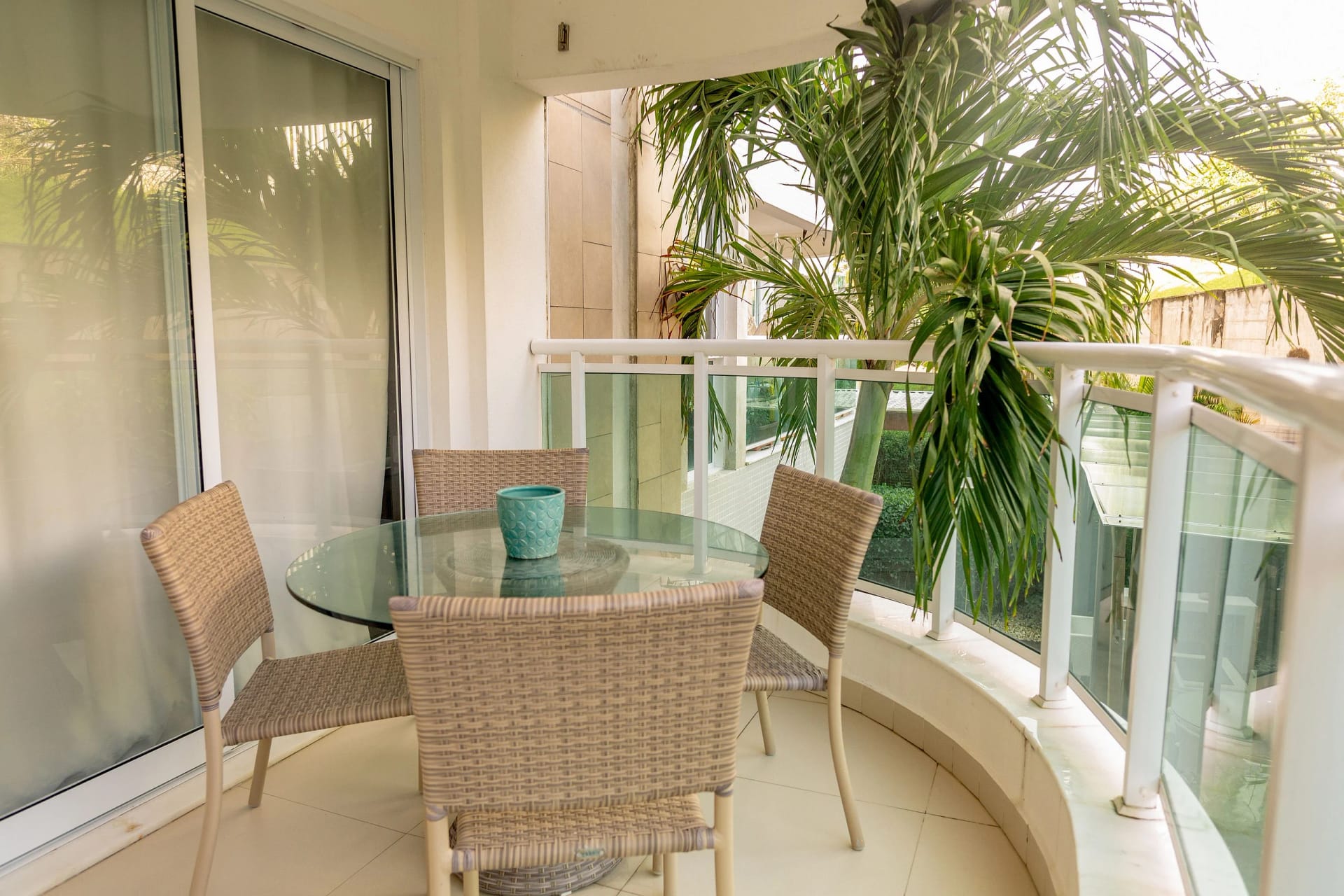 Varanda / Terraço — In Mare Bali Flat Marbella by Qavi