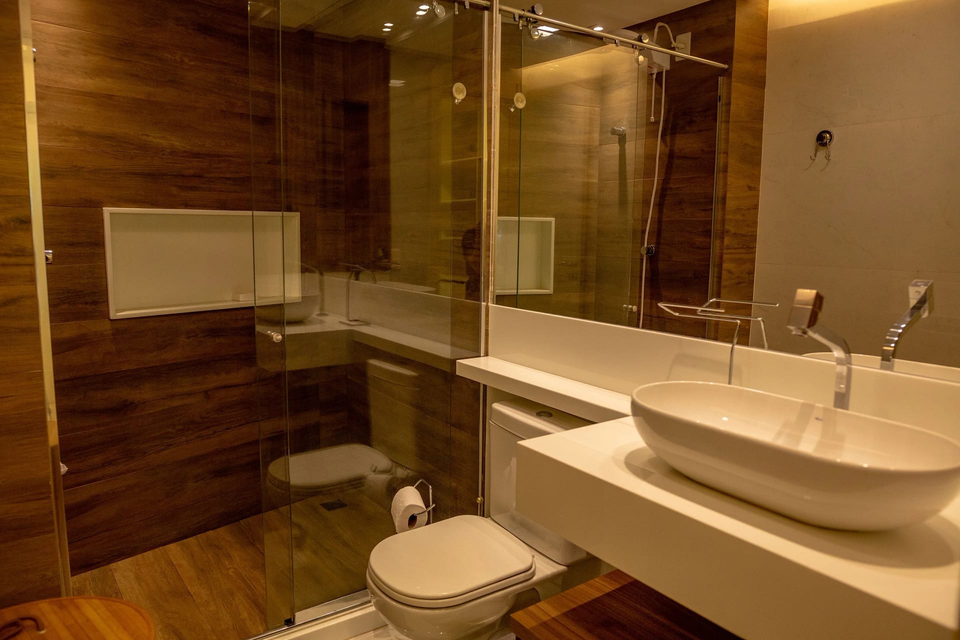 Banheiro — In Mare Bali Flat Marbella by Qavi