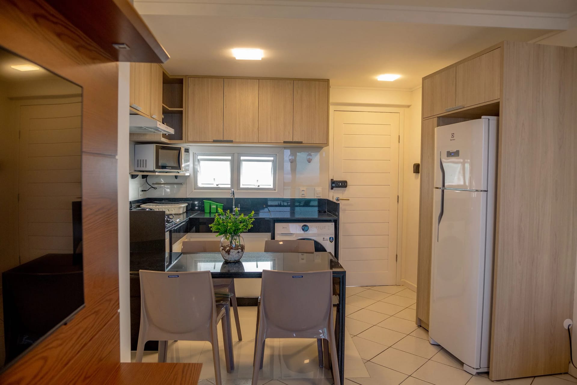 Cozinha ou kitnet — Pontamares Flat Bali em Ponta Negra by Qavi