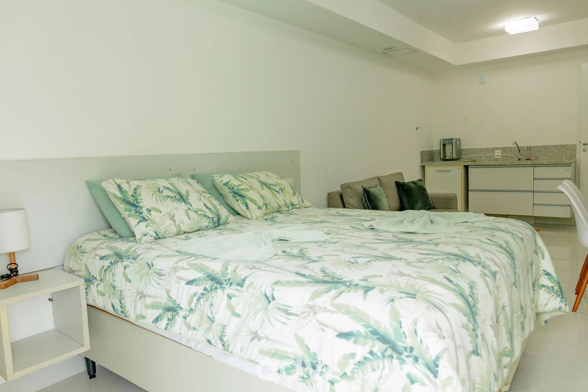 Quarto — In Mare Bali Flat Fiji by Qavi