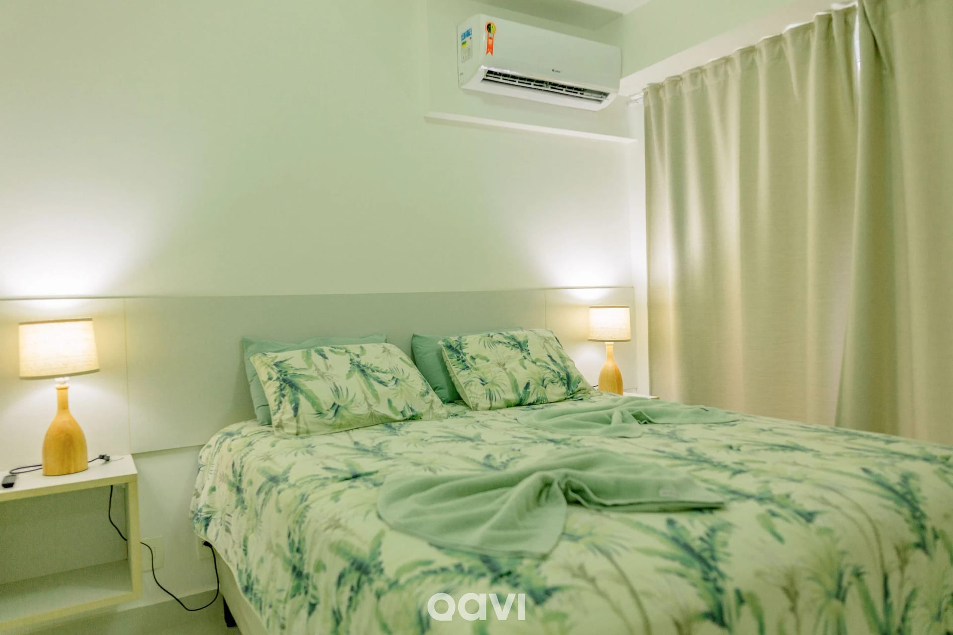 Quarto — In Mare Bali Flat Fiji by Qavi