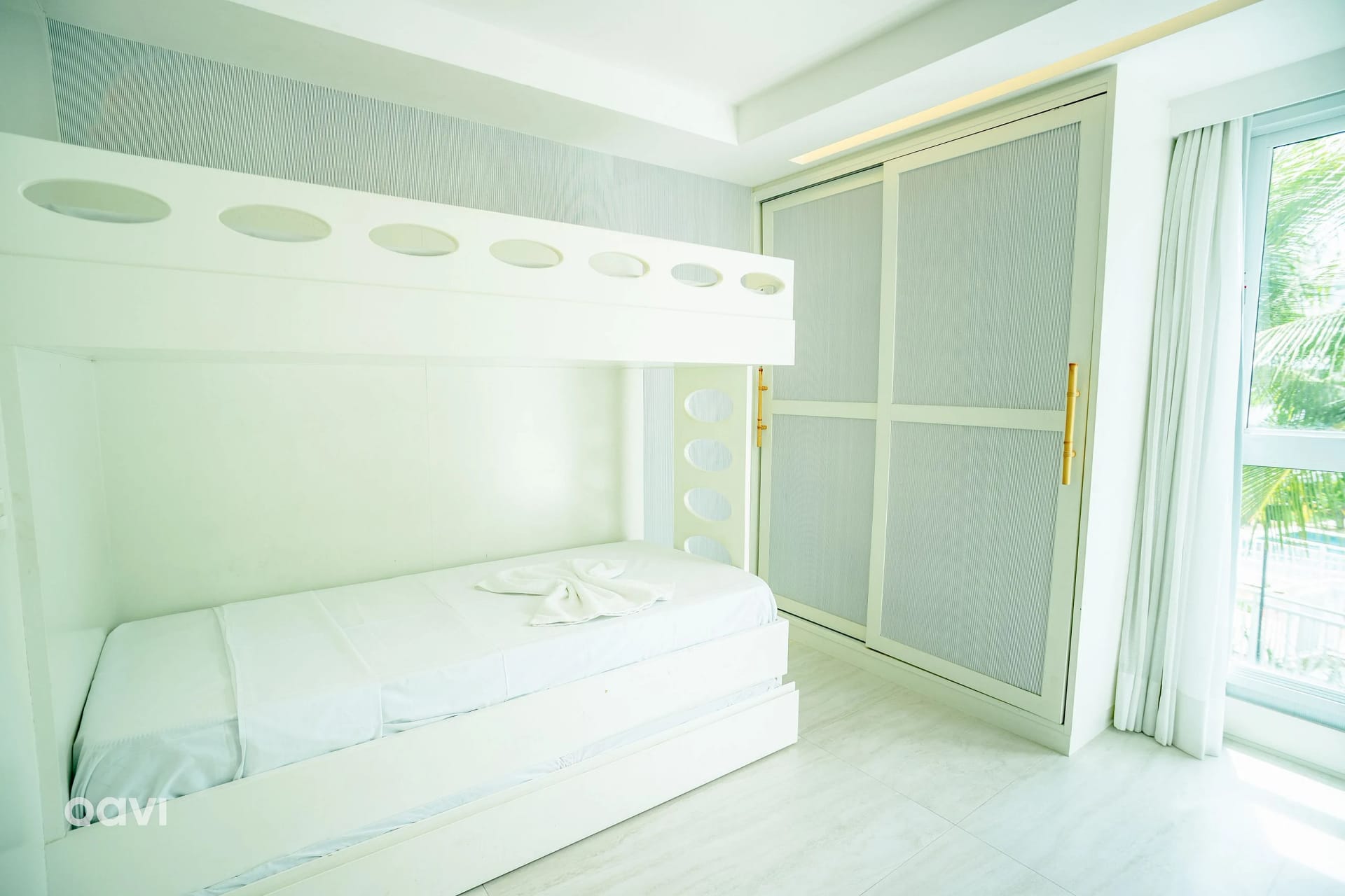 Quarto — In Mare Bali Flat Tulum by Qavi