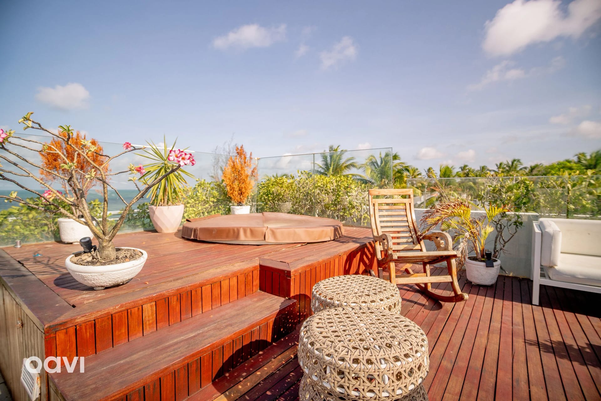 Varanda / Terraço — In Mare Bali Flat Cobertura Nusa by Qavi