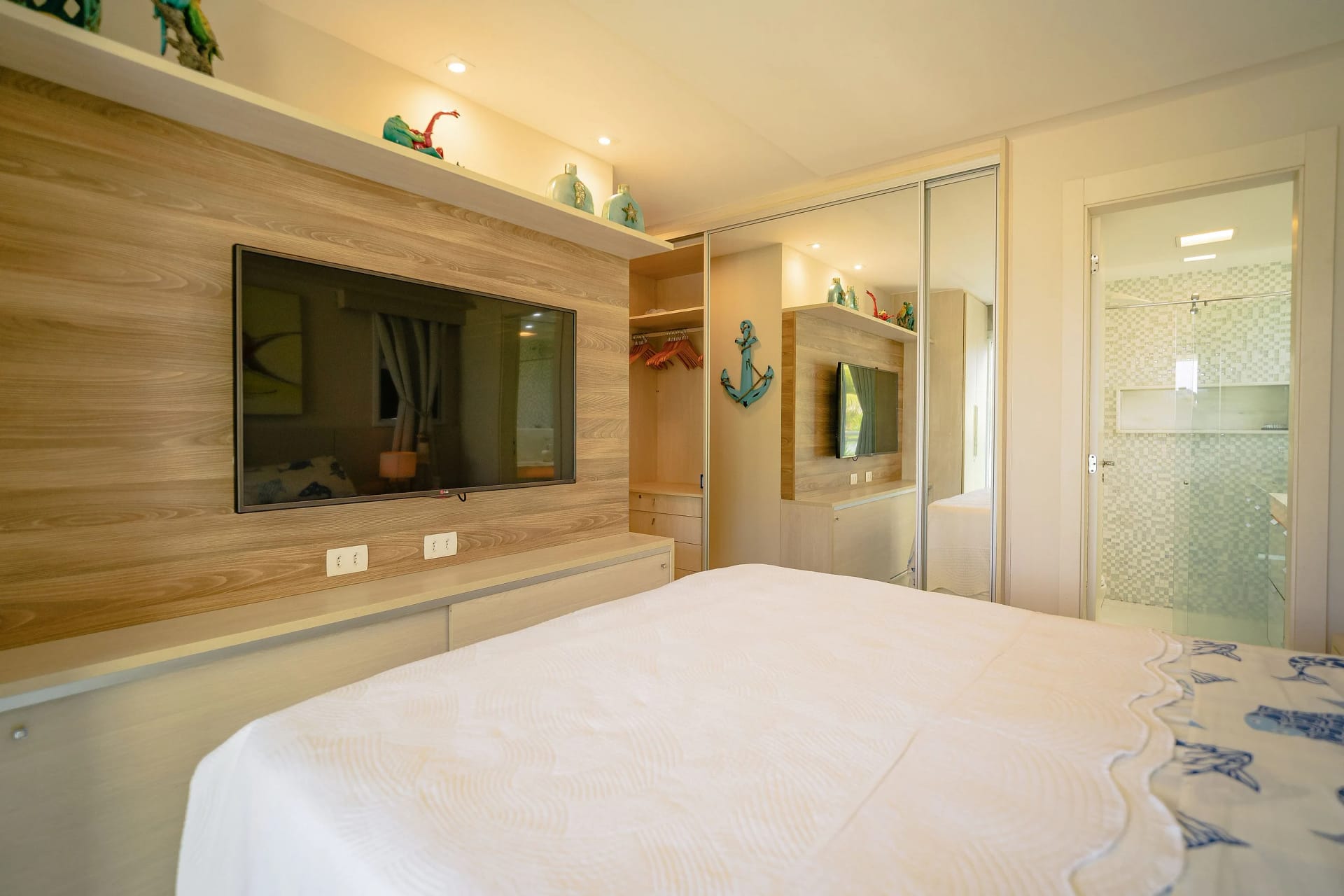 Quarto — In Mare Bali Flat Premium Cartagena by Qavi