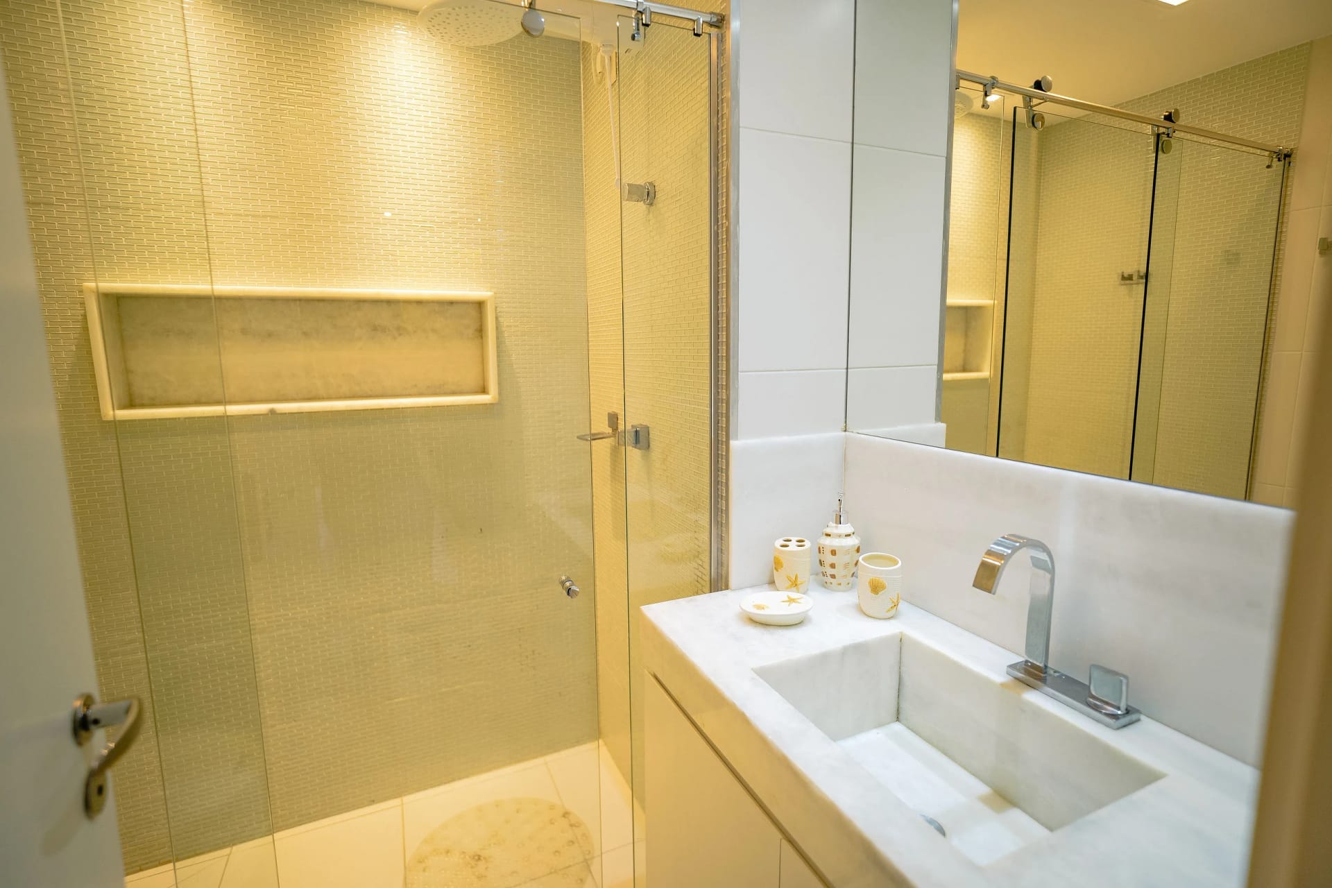 Banheiro — In Mare Bali Flat Premium Cartagena by Qavi