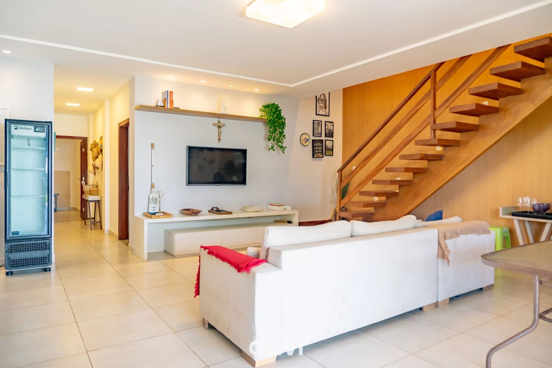 Sala de Estar — Casa pé na areia premium Pirangi by Qavi