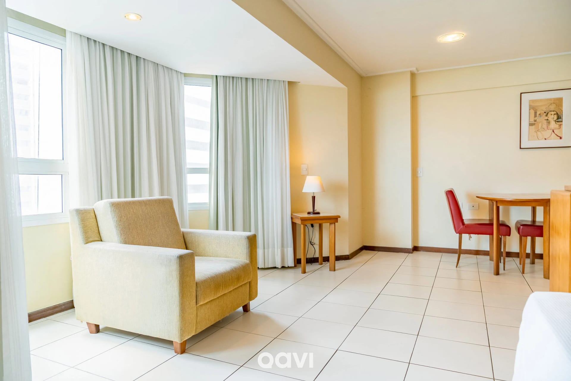 Quarto — Flat Vista Parcial Mar em Petrópolis by Qavi