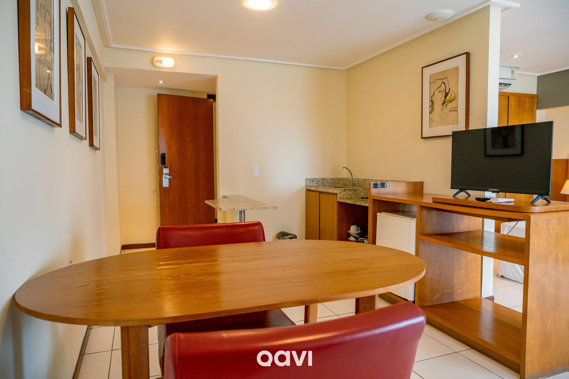 Cozinha ou kitnet — Flat Vista Parcial Mar em Petrópolis by Qavi