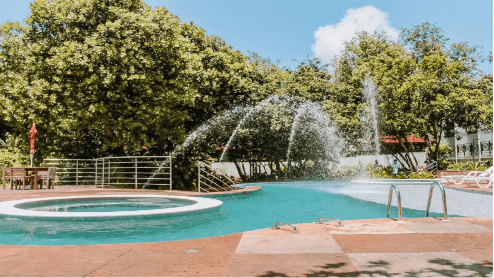 Piscina