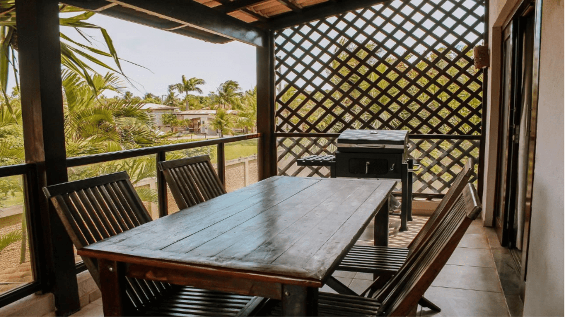Fachada / Terraza