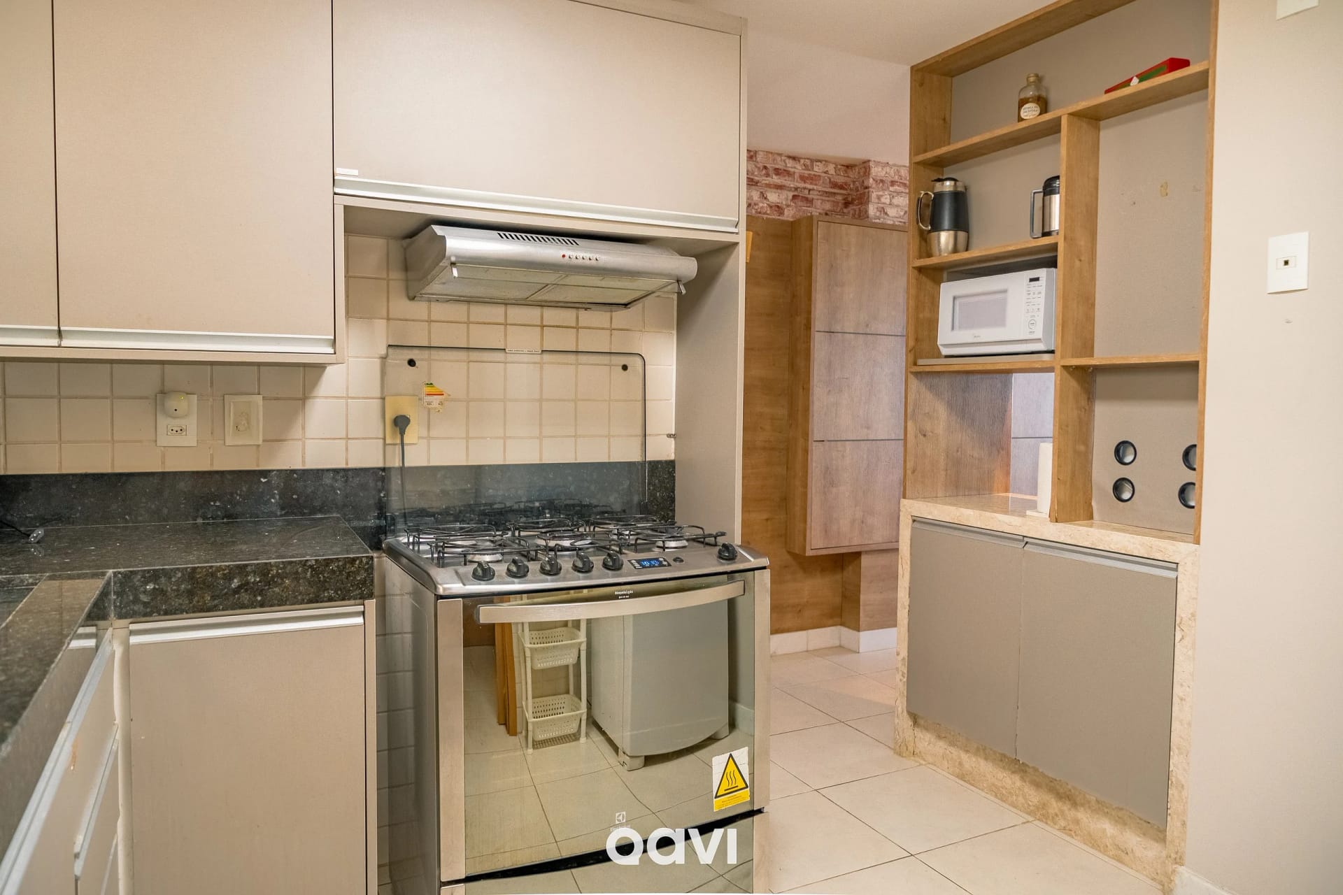 Cozinha ou kitnet — Apartamento Vista Mar Porto Brasil Pirangi by Qavi