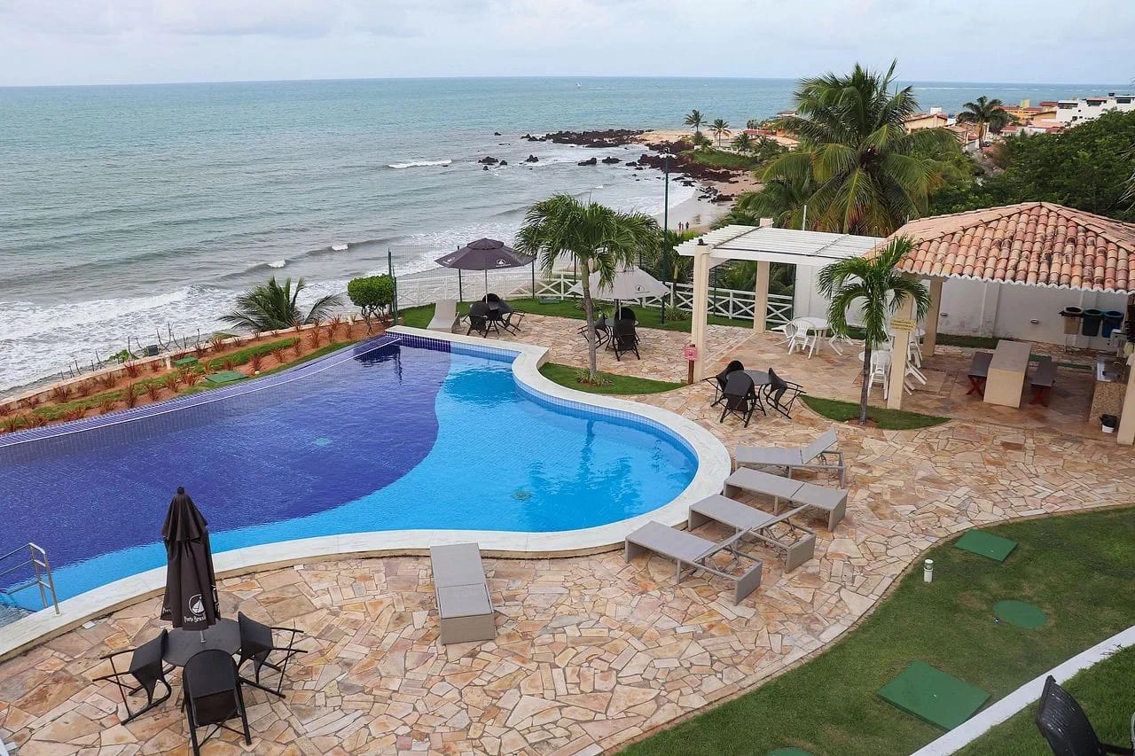 Piscina — Apartamento Vista Mar Porto Brasil Pirangi by Qavi
