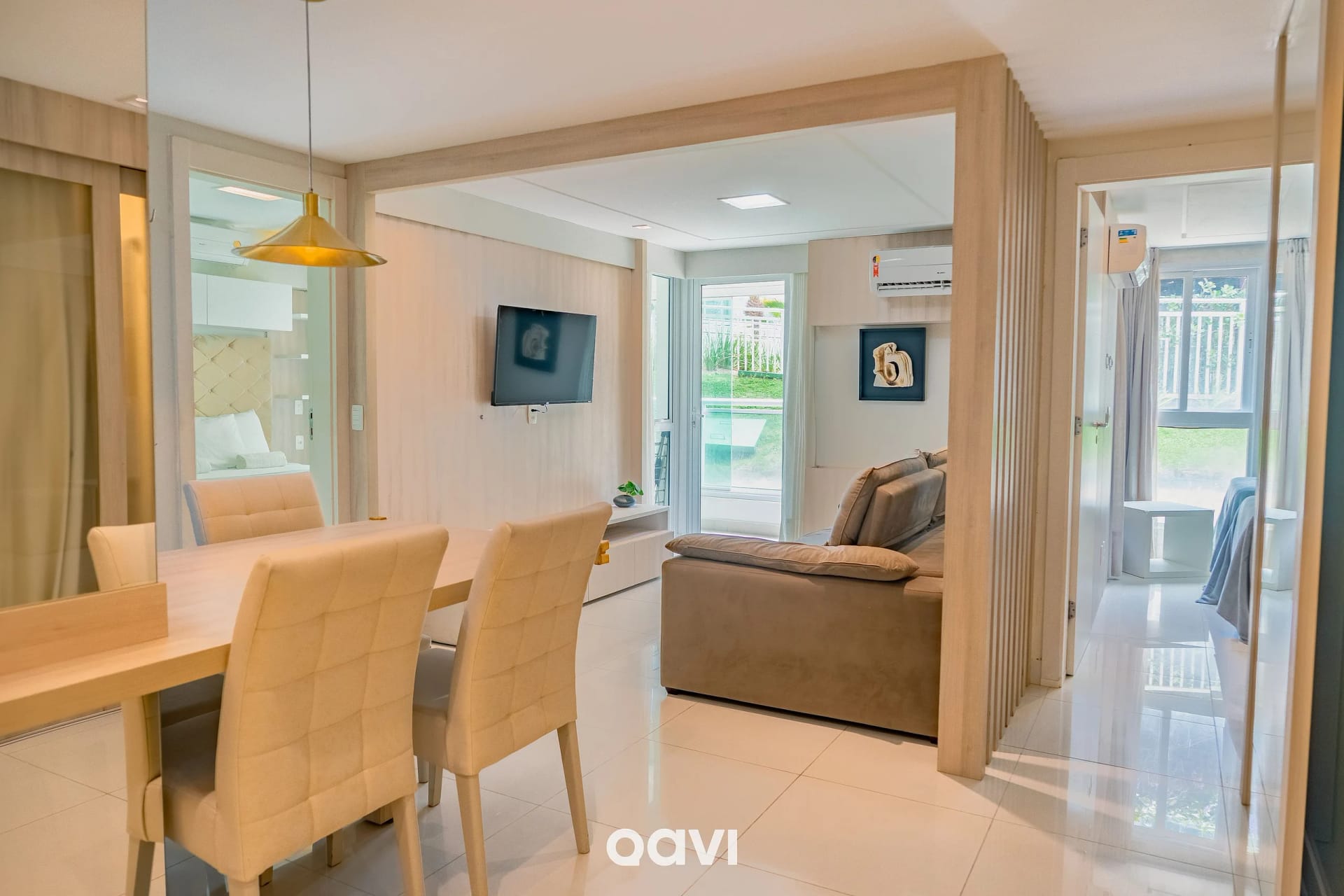 Sala de Estar — In Mare Bali Flat Premium Maui by Qavi