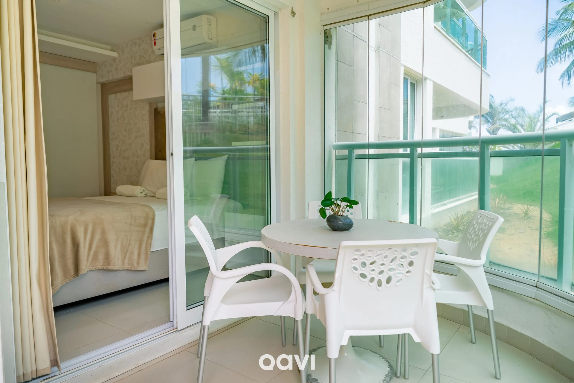 Varanda / Terraço — In Mare Bali Flat Premium Maui by Qavi