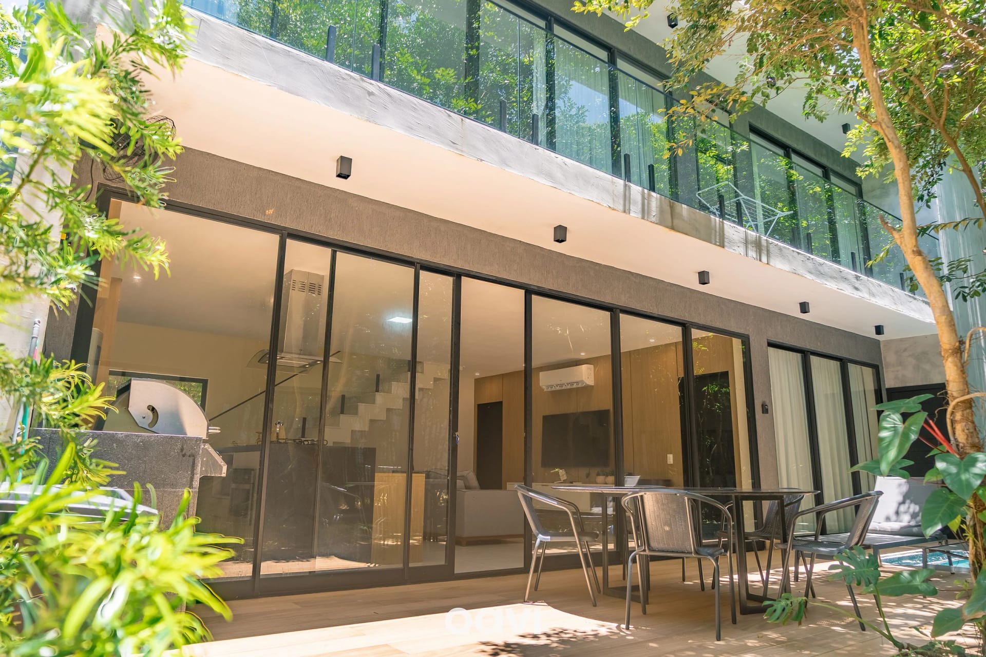 Varanda / Terraço — Casa com Piscina Privativa em condomínio Maxlife11 - By Qavi