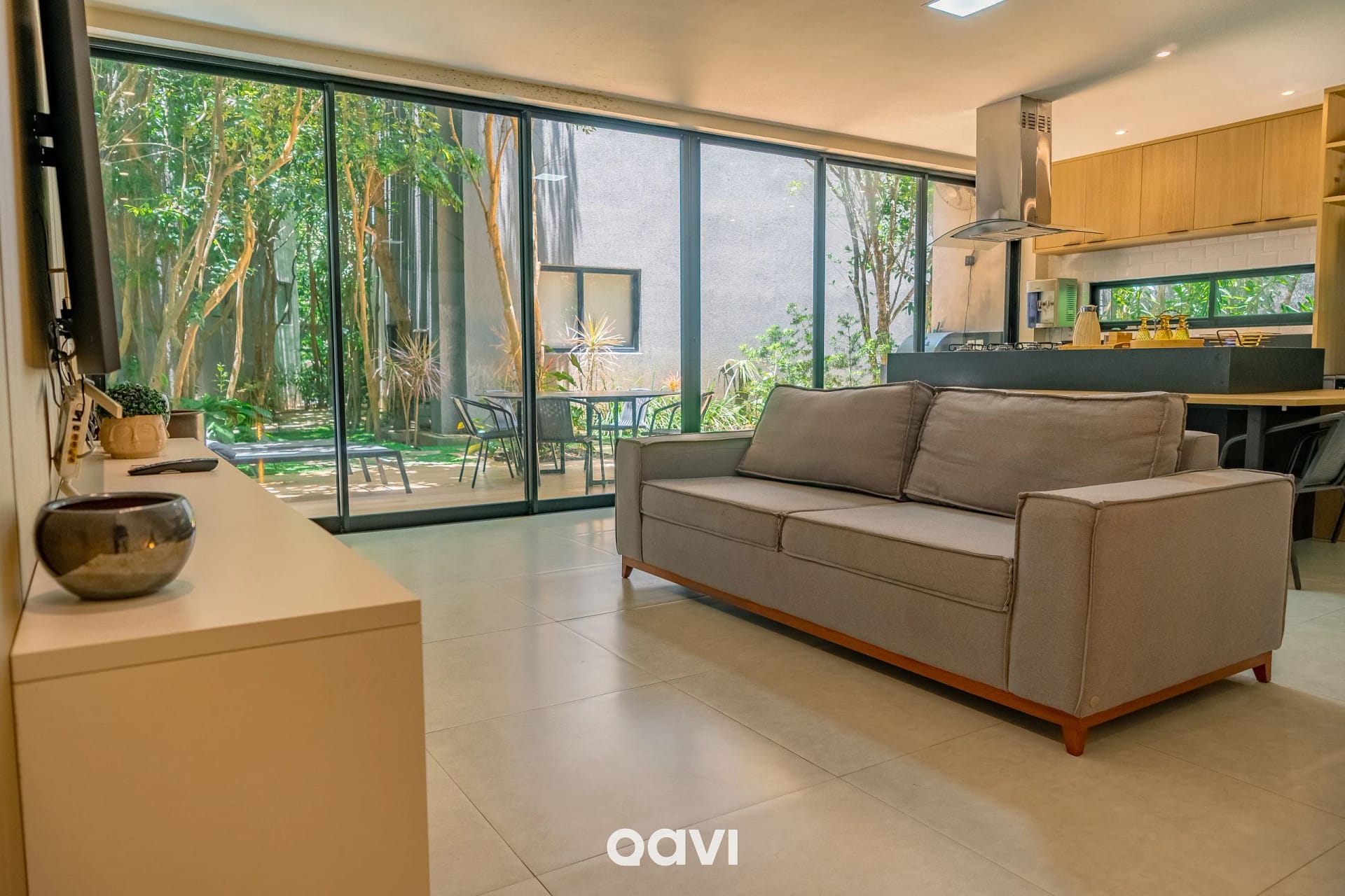 Casa com Piscina Privativa em condomínio Maxlife11 - By Qavi - 1