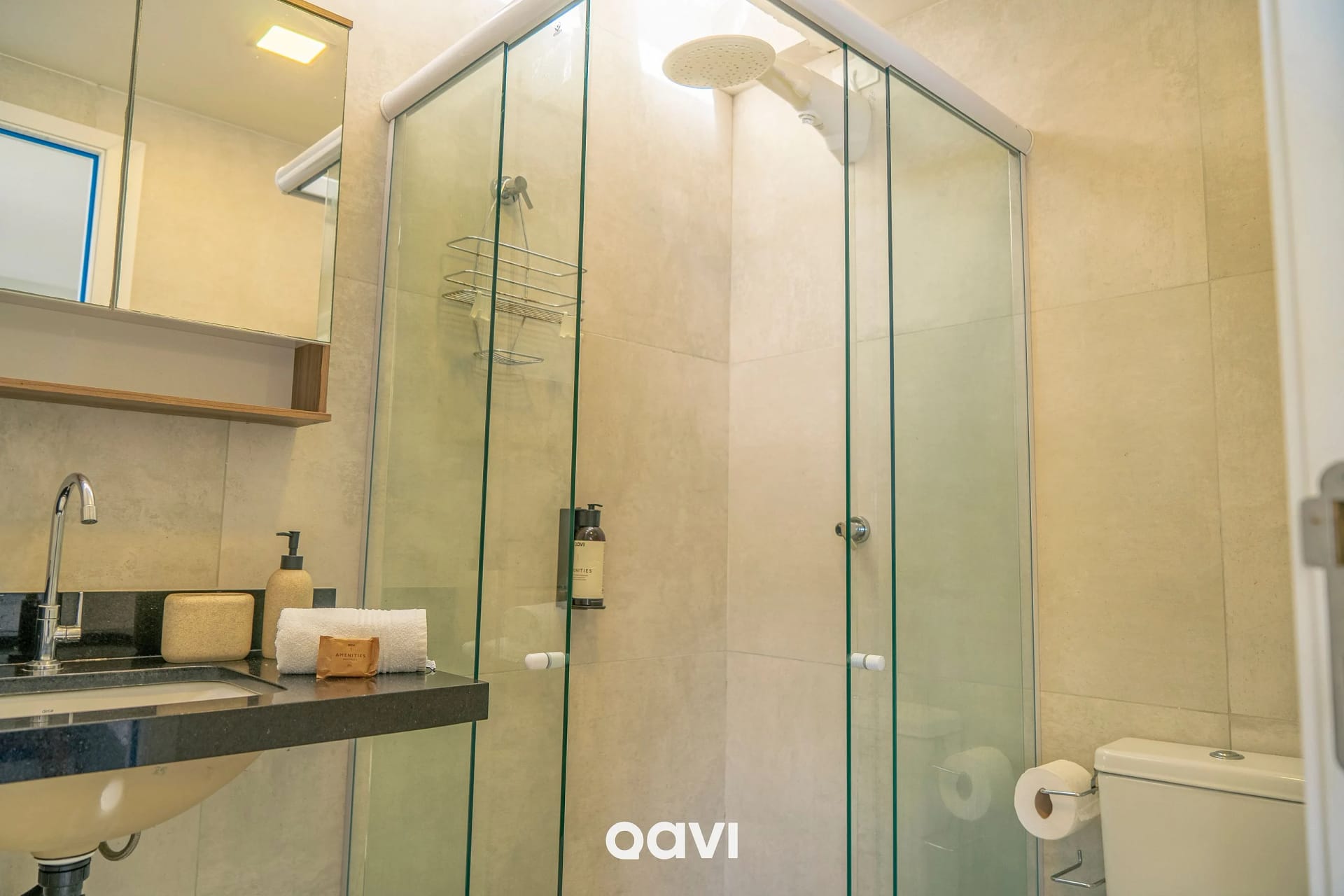 Banheiro — Triplex piscina privativa em Pirangi by Qavi