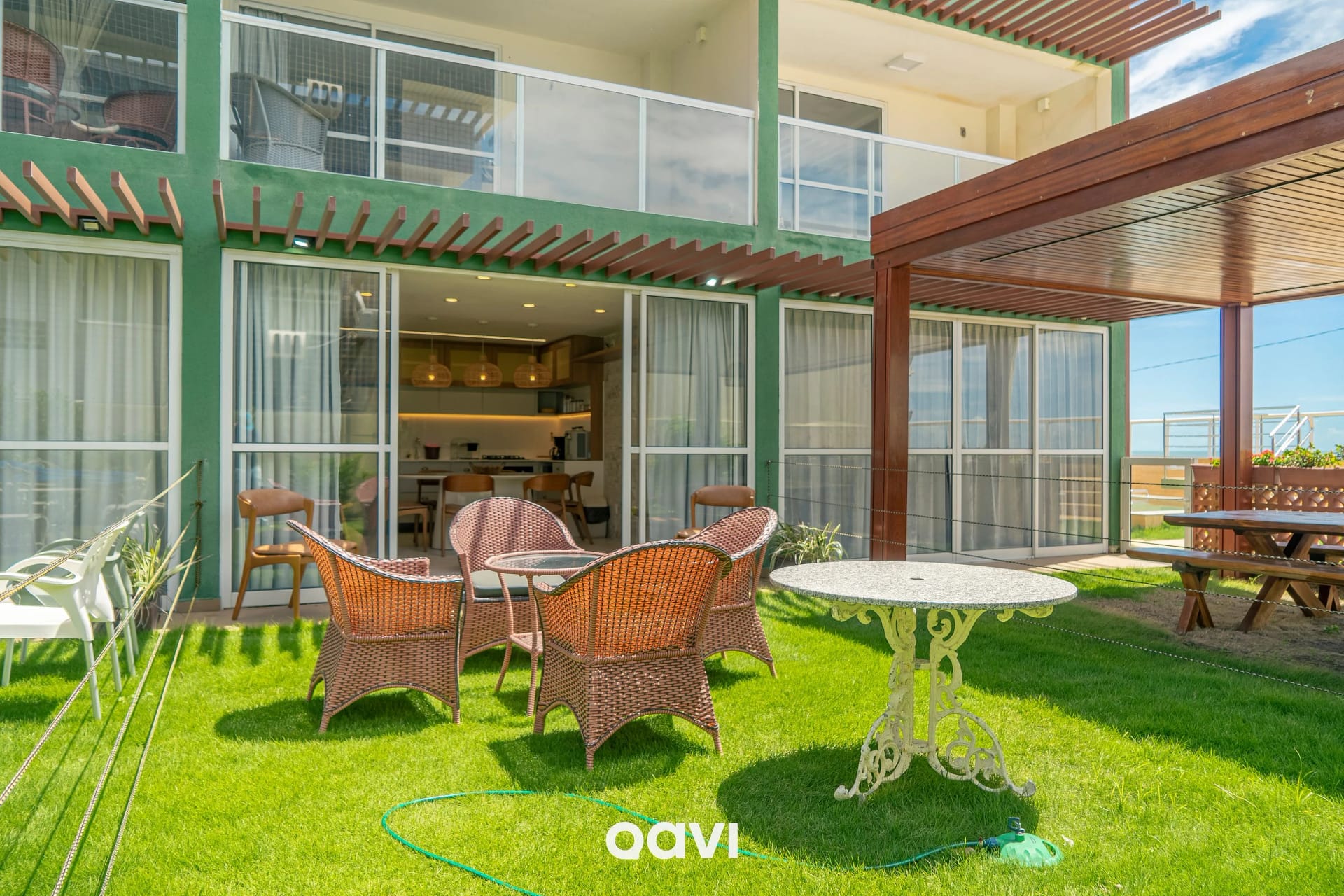 Varanda / Terraço — Triplex à Beira-Mar com Vista em Pirangi by Qavi