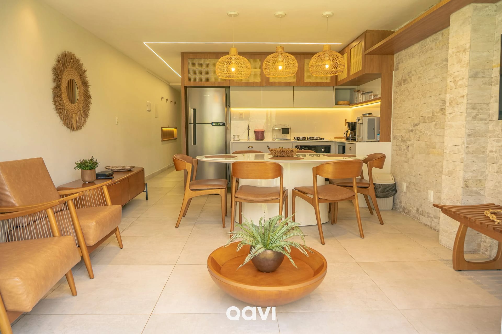 Sala de Estar — Triplex à Beira-Mar com Vista em Pirangi by Qavi