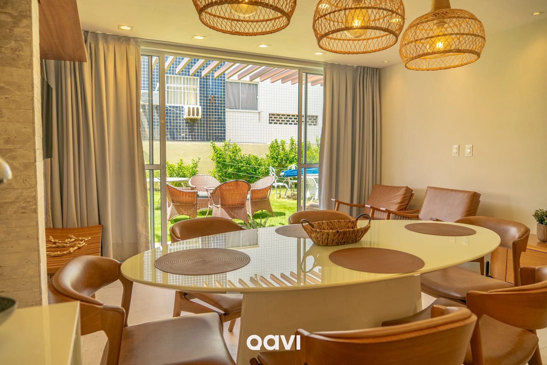 Sala de Jantar — Triplex à Beira-Mar com Vista em Pirangi by Qavi