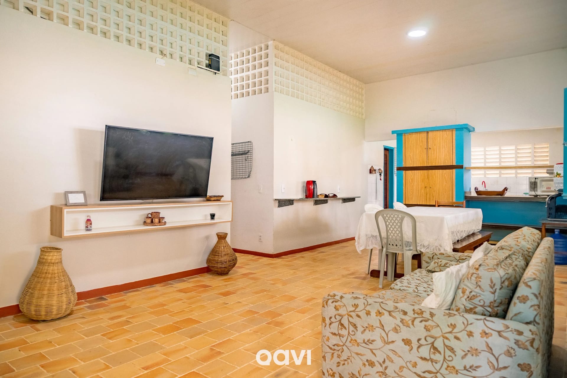 Casa com Piscina e Churrasqueira Cotovelo by Qavi